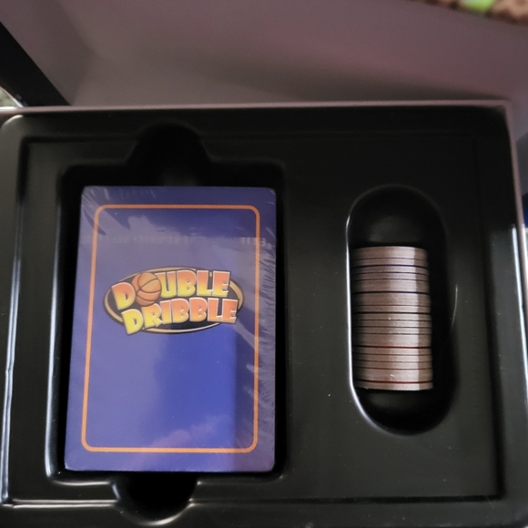 Double Dribble Basketball Card Game Strategy Family Party New Open Box ages 8+ - Picture 13 of 16